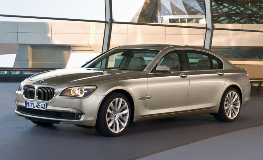  BMW 7-Series 2008 года  (фото 74 из 77)